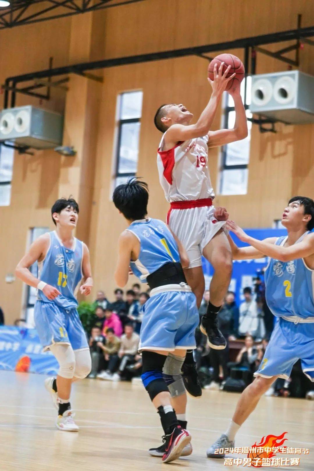开云平台-关于青年篮球联赛举办，年轻球员展现实力的信息