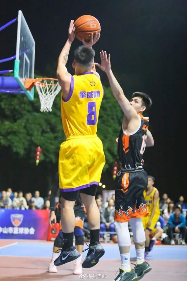 开云体育下载-包含体育之巅！两支实力强劲队伍的碰撞即将发生的词条