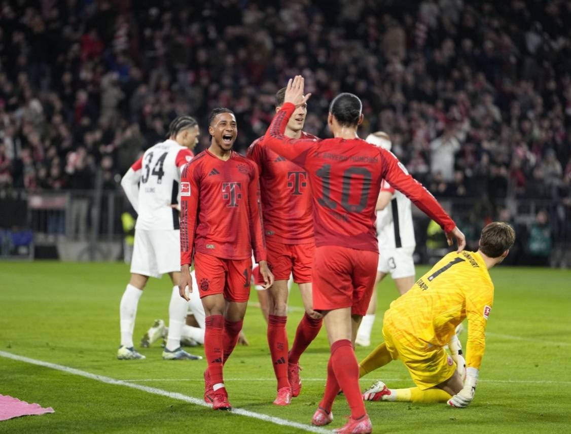 开云下载-史图加特客场战平对手，同舟共济的简单介绍