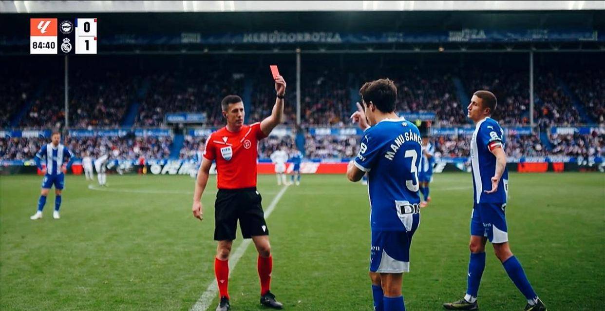 开云体育官网-皇马遇困境，主教练怒斥球队表现