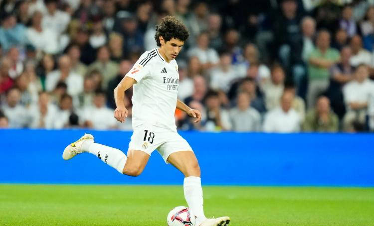 皇马遇困境,主教练怒斥球队表现 皇马遇困境,主教练怒斥球队表现