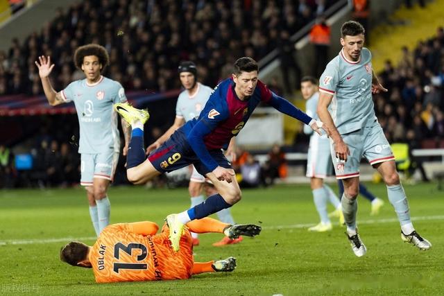 包含毕尔巴鄂主场遭遇惨败,士气受挫的词条 包含毕尔巴鄂主场遭遇惨败,士气受挫的词条