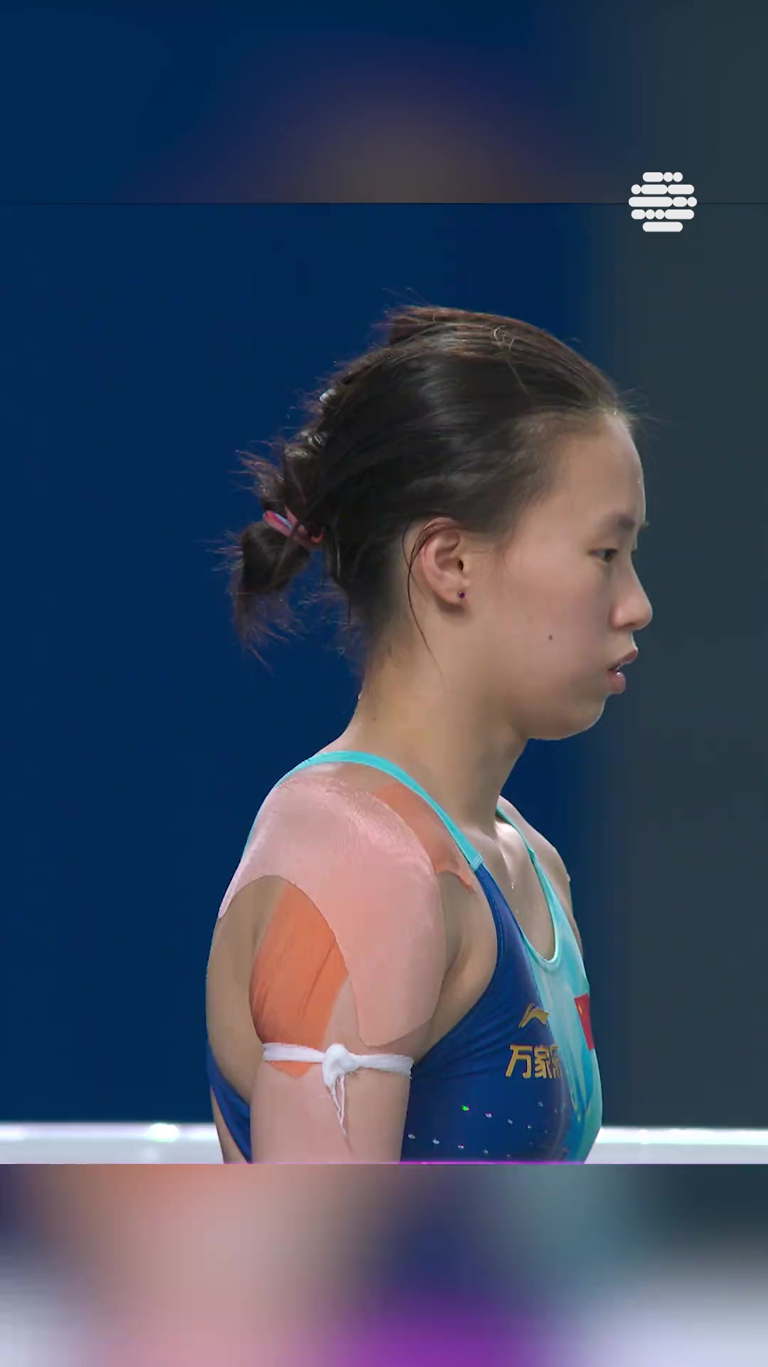 开云下载-包含短跳项目再次惊艳现场，墨西哥选手勇夺冠军的词条