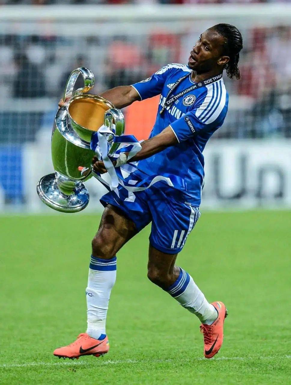 切尔西横扫对手,实现欧冠半决赛梦想 切尔西横扫对手,实现欧冠半决赛梦想