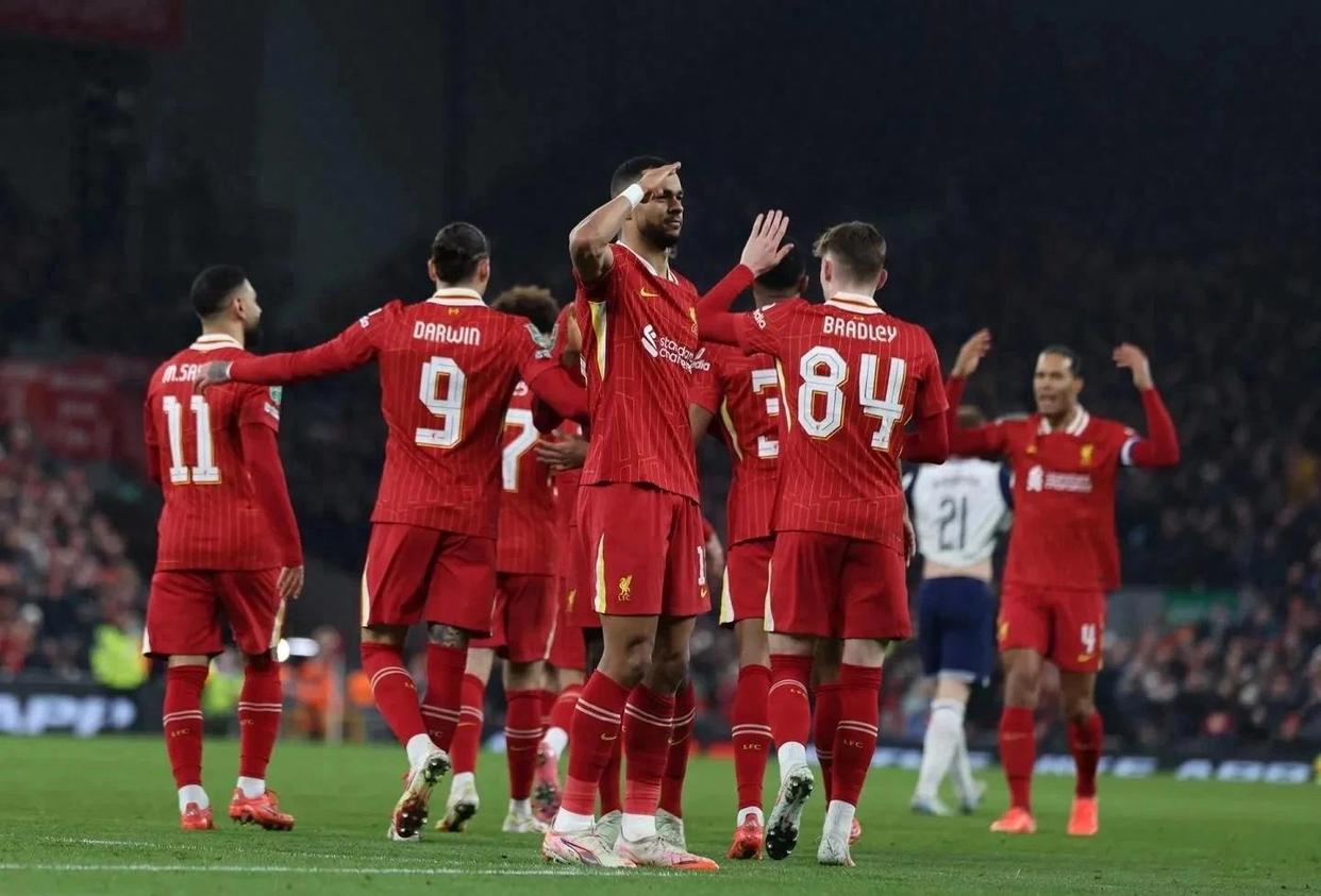 利物浦大胜佛罗伦萨，强势晋级