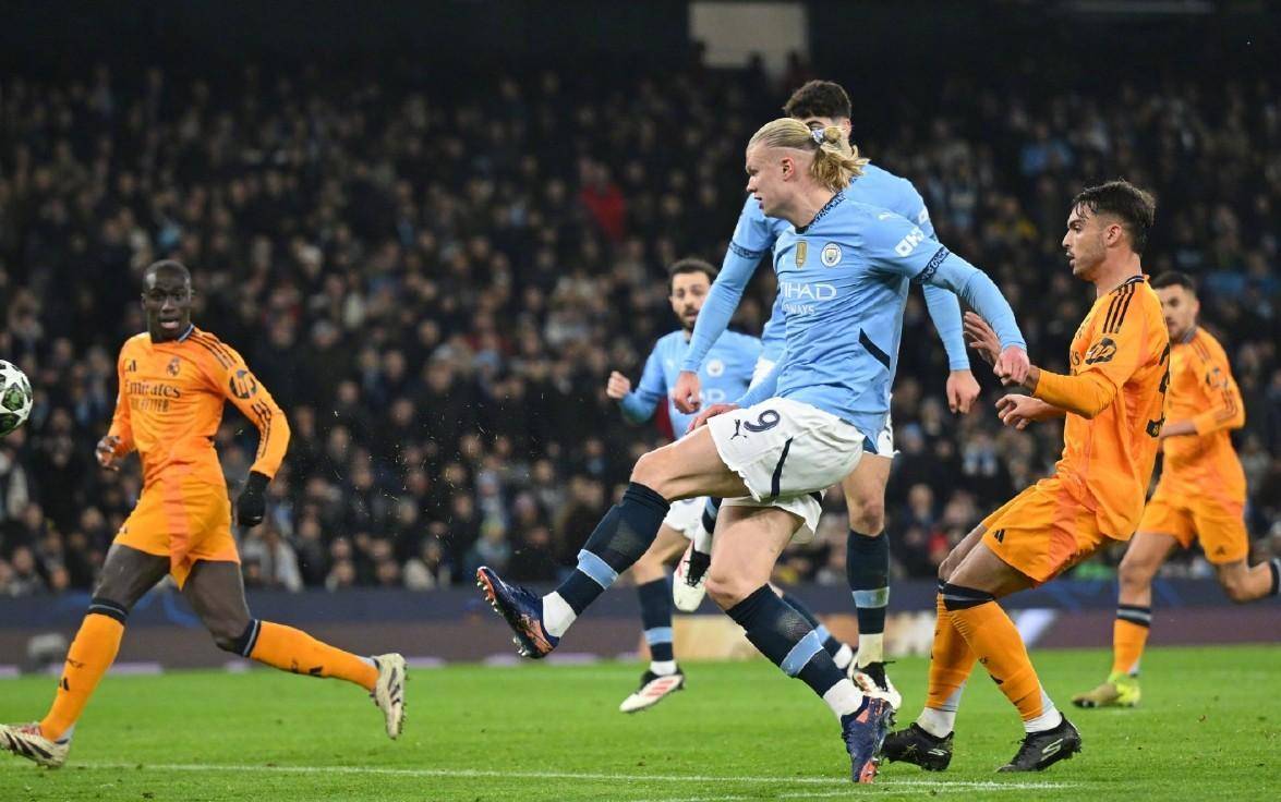 曼城逆转击败对手，豪取三分