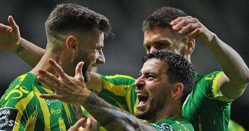 里尔队取得胜利，队员表现亮眼