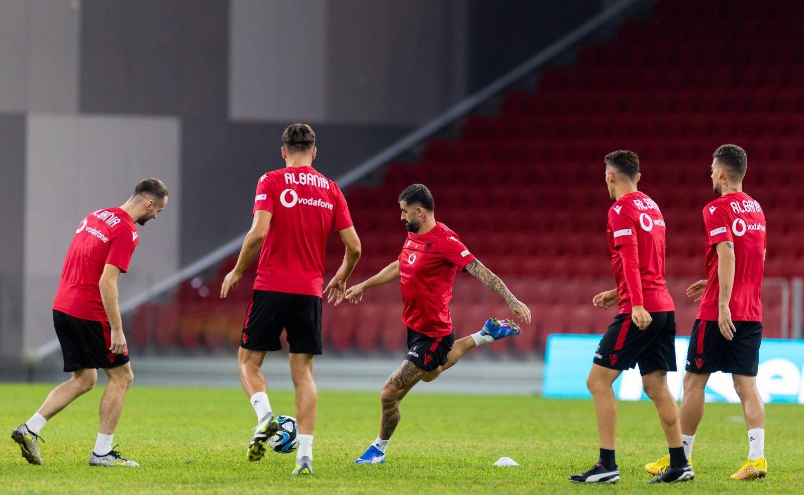 阿尔巴尼亚队挑战俄罗斯在周末的足球比赛的简单介绍 阿尔巴尼亚队挑战俄罗斯在周末的足球比赛的简单介绍