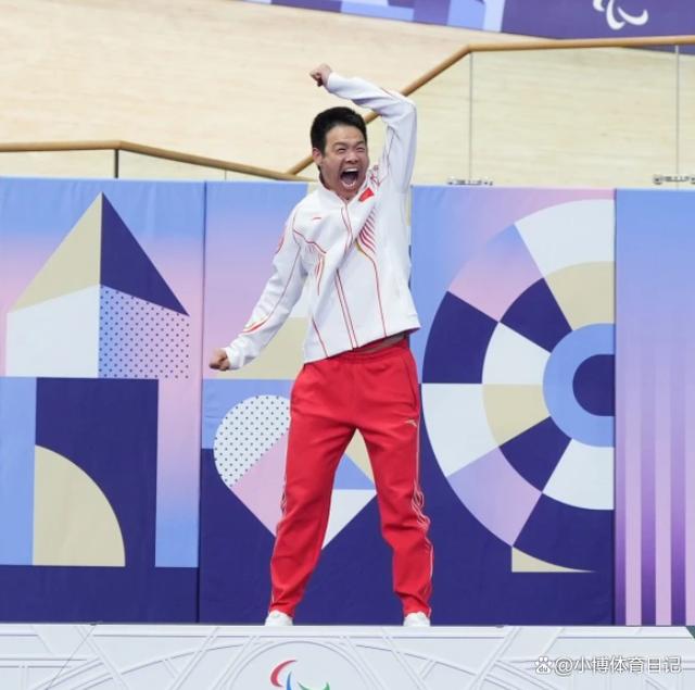 泰国选手斩获金牌,表现卓越 泰国选手斩获金牌,表现卓越