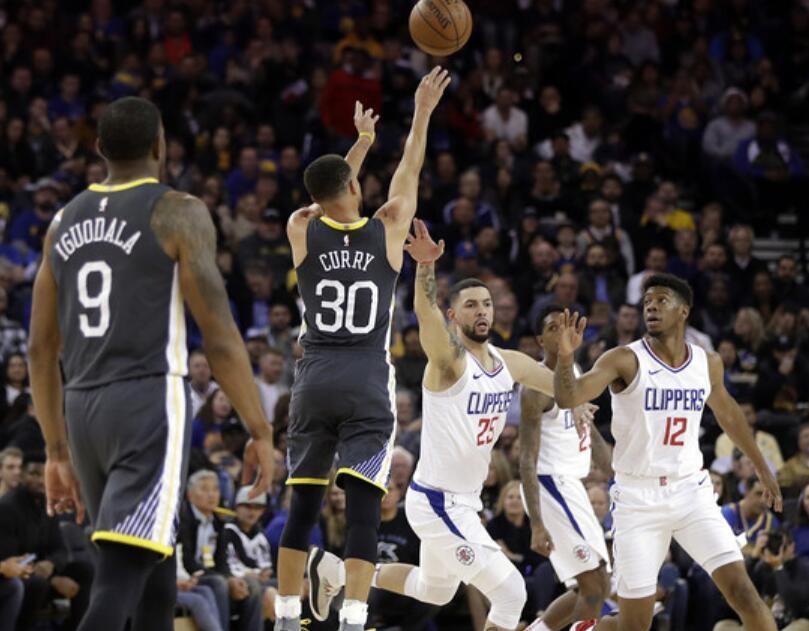 开云体育-勇士老将状态回勇，带队连胜三场