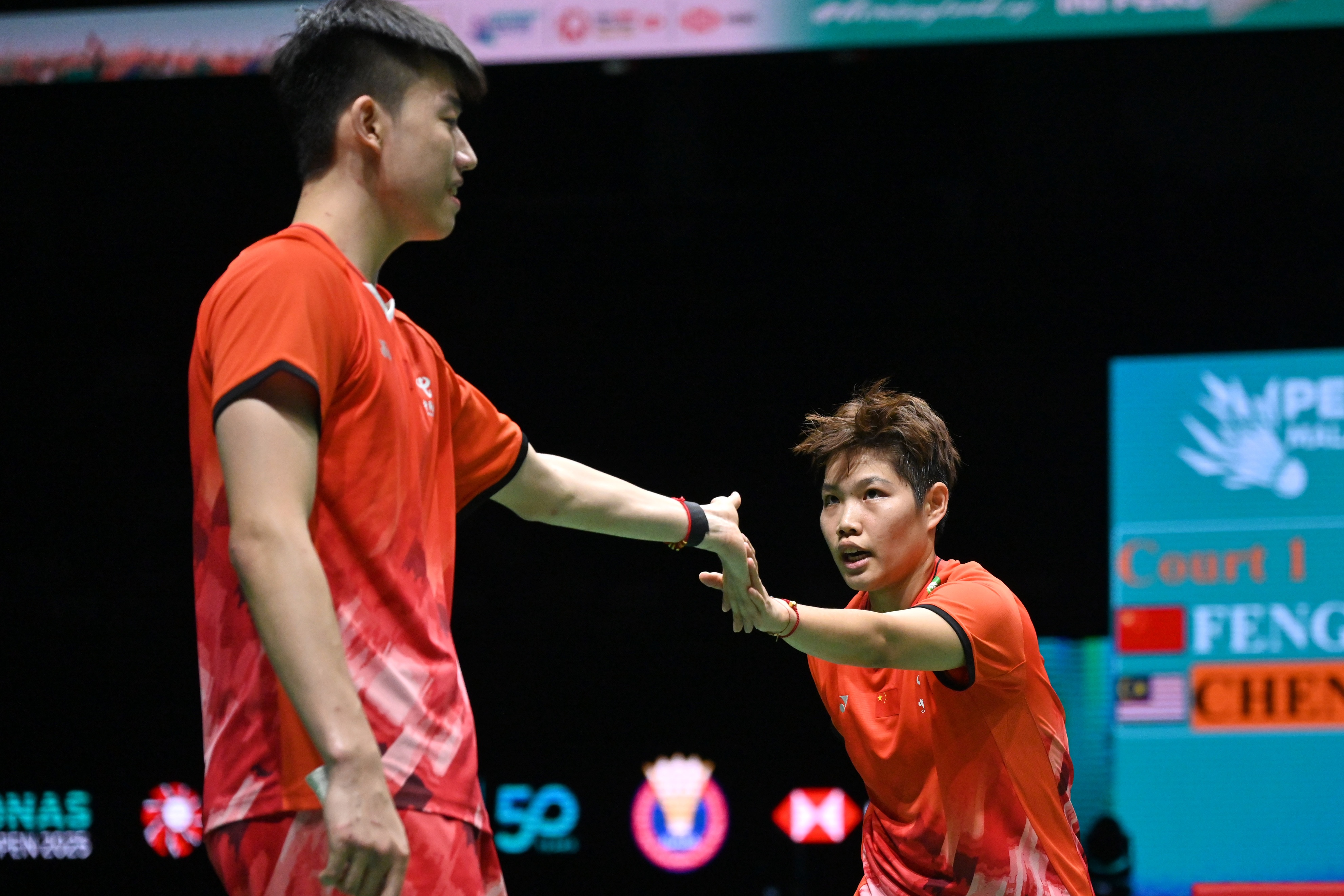 开云体育官方网站-劲敌对抗两支顶尖球队的对决