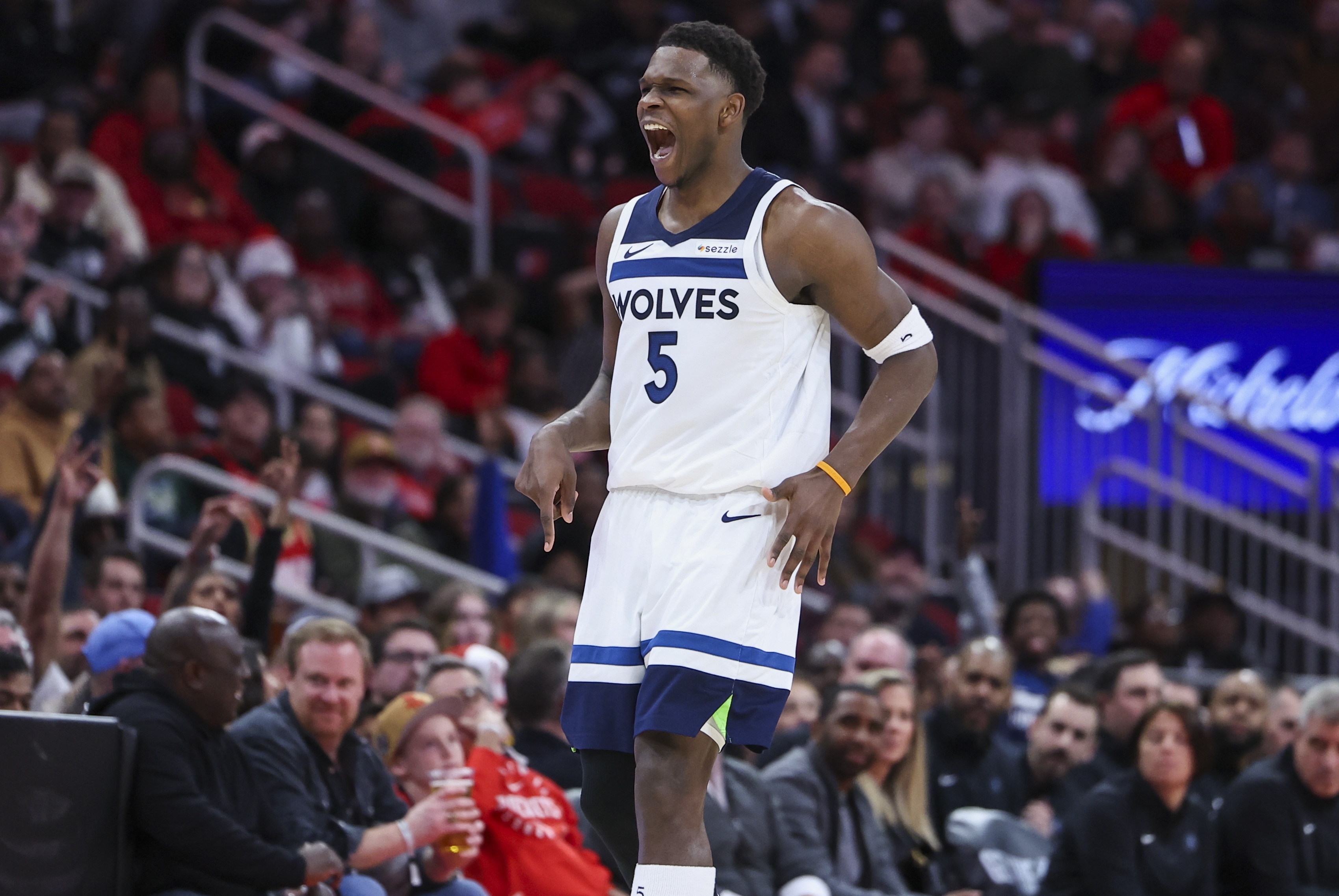 开云官网-包含森林狼擒黄蜂，安东尼-爱德华斯全场25分的词条