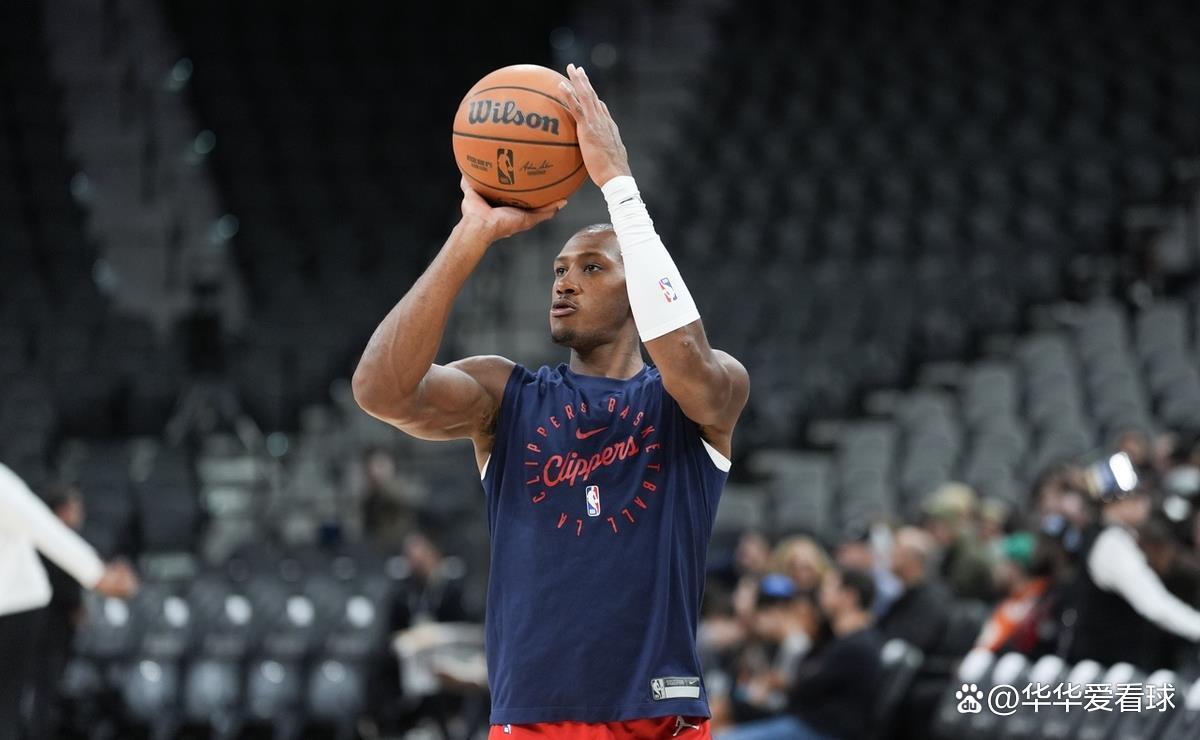 开云体育在线-快船战胜灰熊，取得连胜