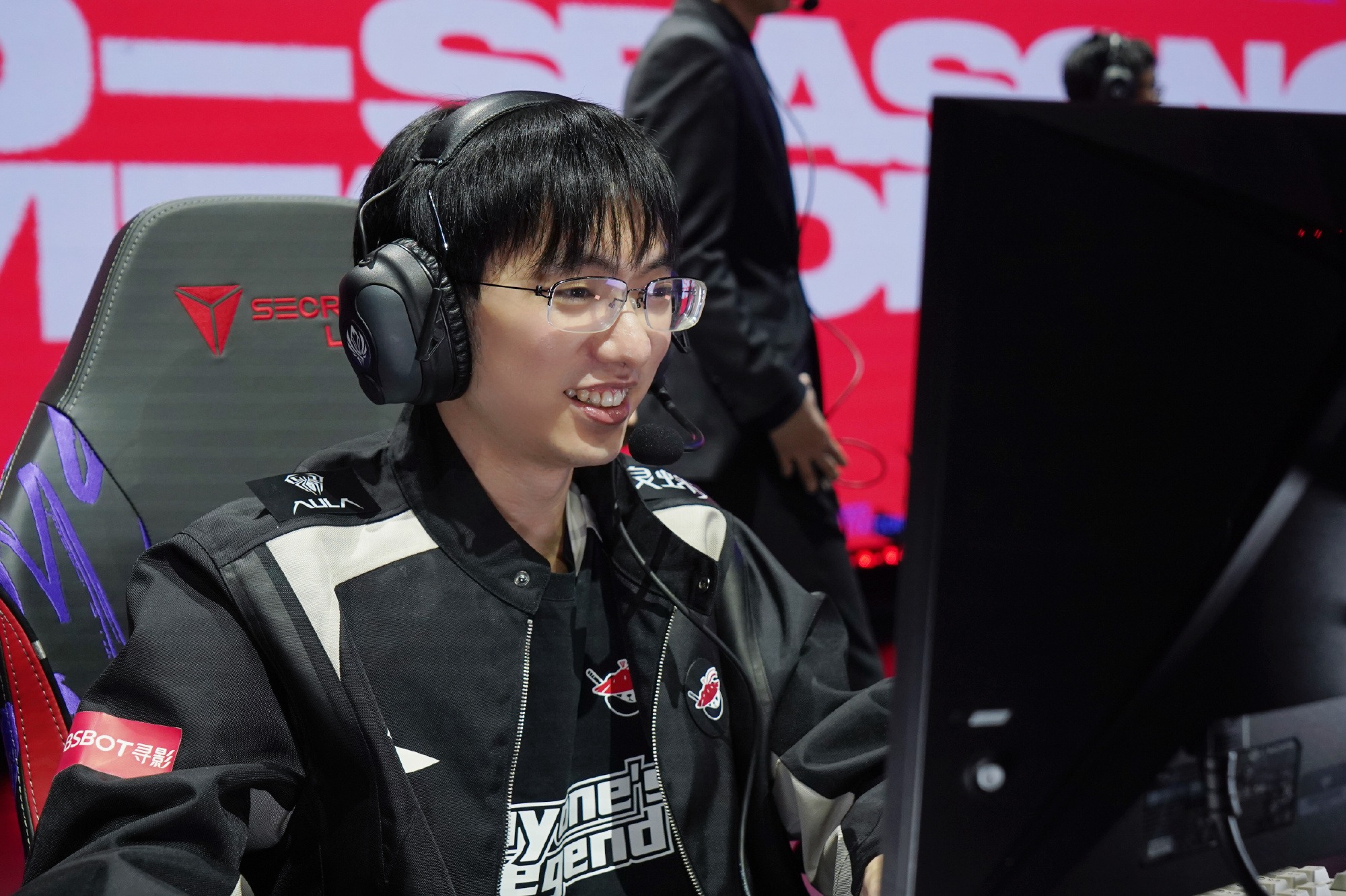 关于JDG绝地反击DK,Chovy一己之力扛起全队的信息 关于JDG绝地反击DK,Chovy一己之力扛起全队的信息