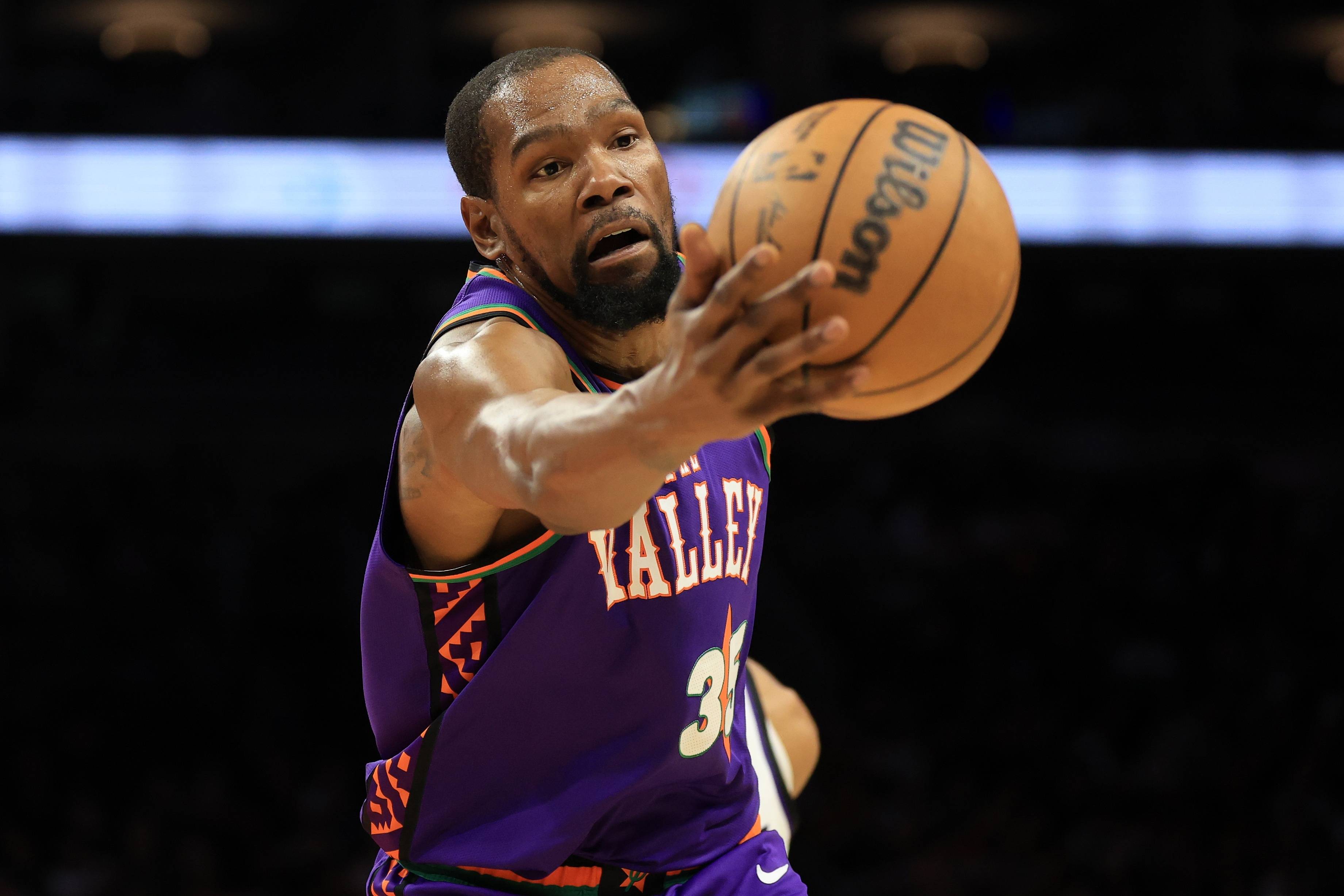 包含火箭队迎来6连败，教练员选手尴尬交手的词条