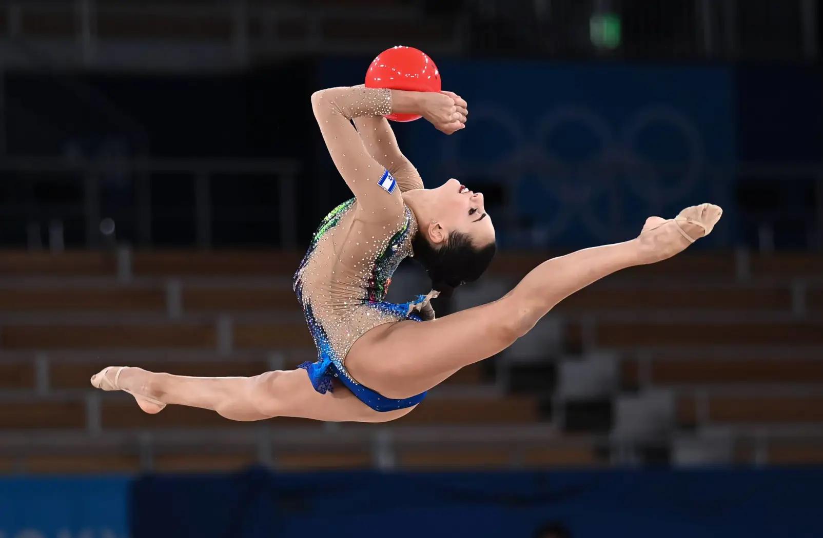 -体操选手发挥出色，荣膺最佳MVP的简单介绍