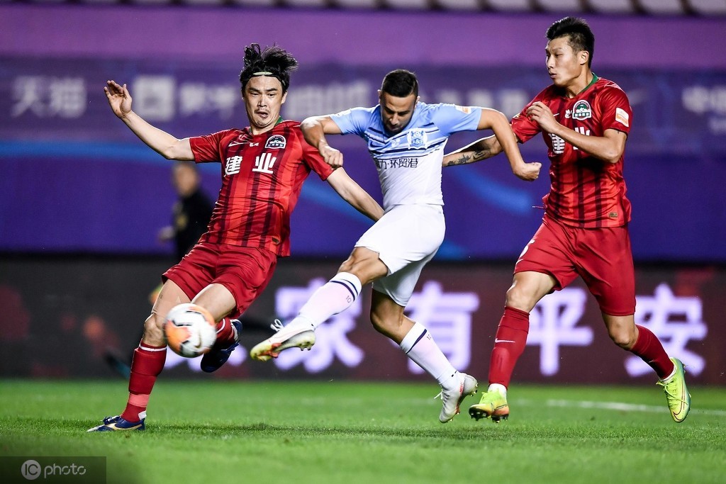 江西英超战胜河南建业,取得宝贵的三分 江西英超战胜河南建业,取得宝贵的三分