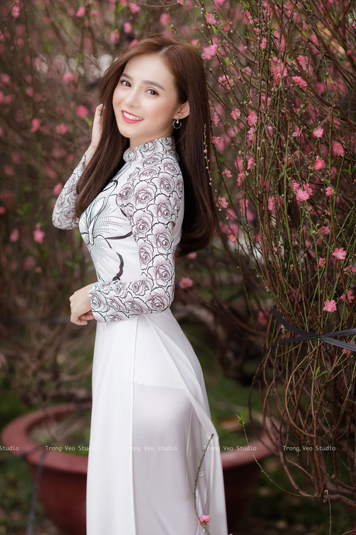 开云体育下载-三笘薰爆发引领亚洲之光，皇家社会打穿卡塔尔展欧洲雄风