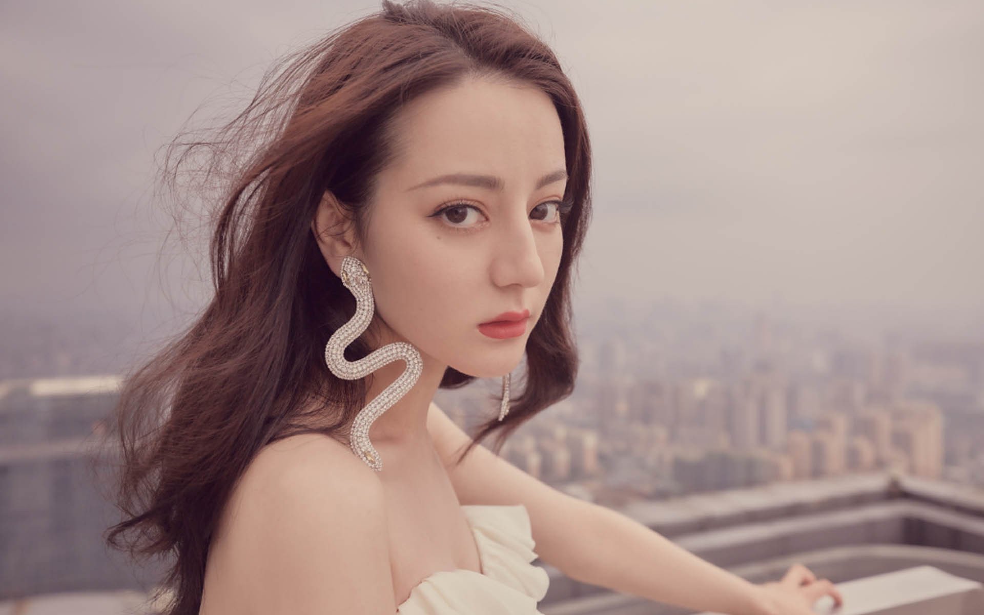 开云体育下载-巨星与新贵，莫兰特轰出恐怖数据之夜，魔术青年军碾压篮网