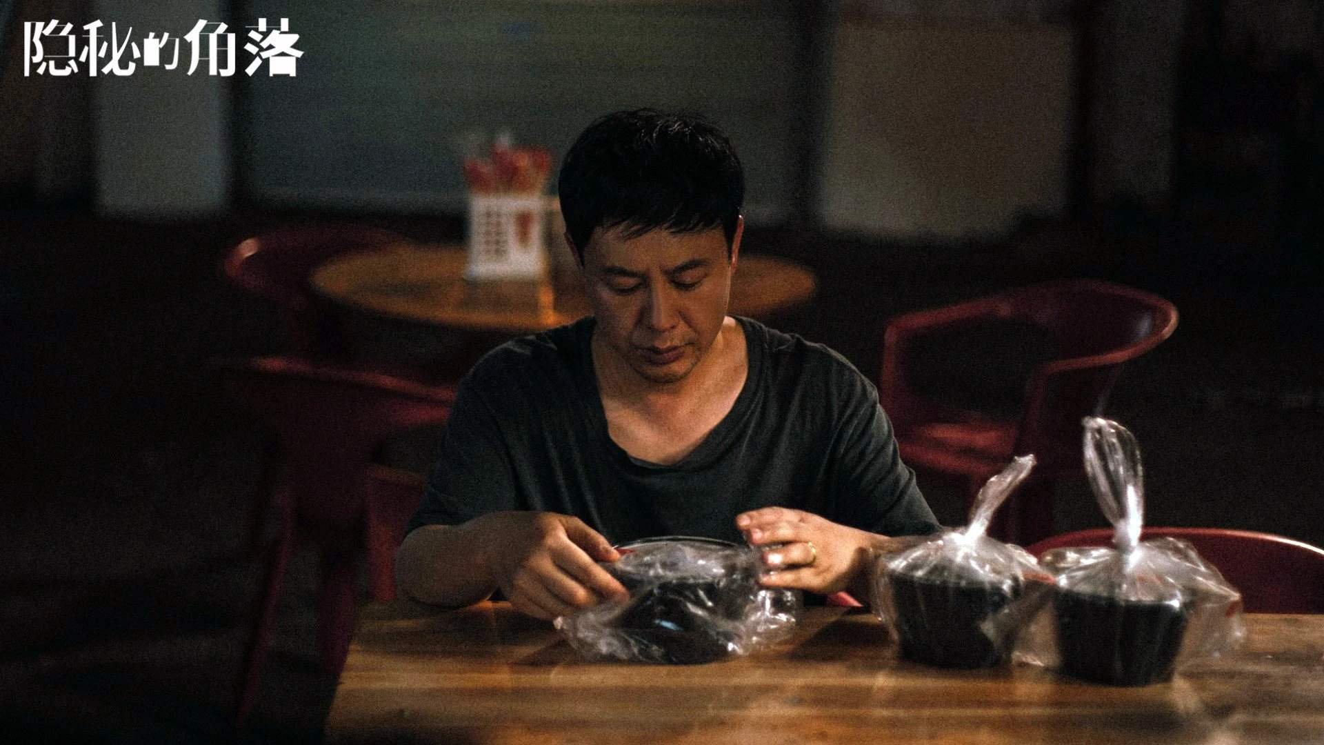 夜战狂飙，迪亚斯在F1揭幕战中的压制级表演