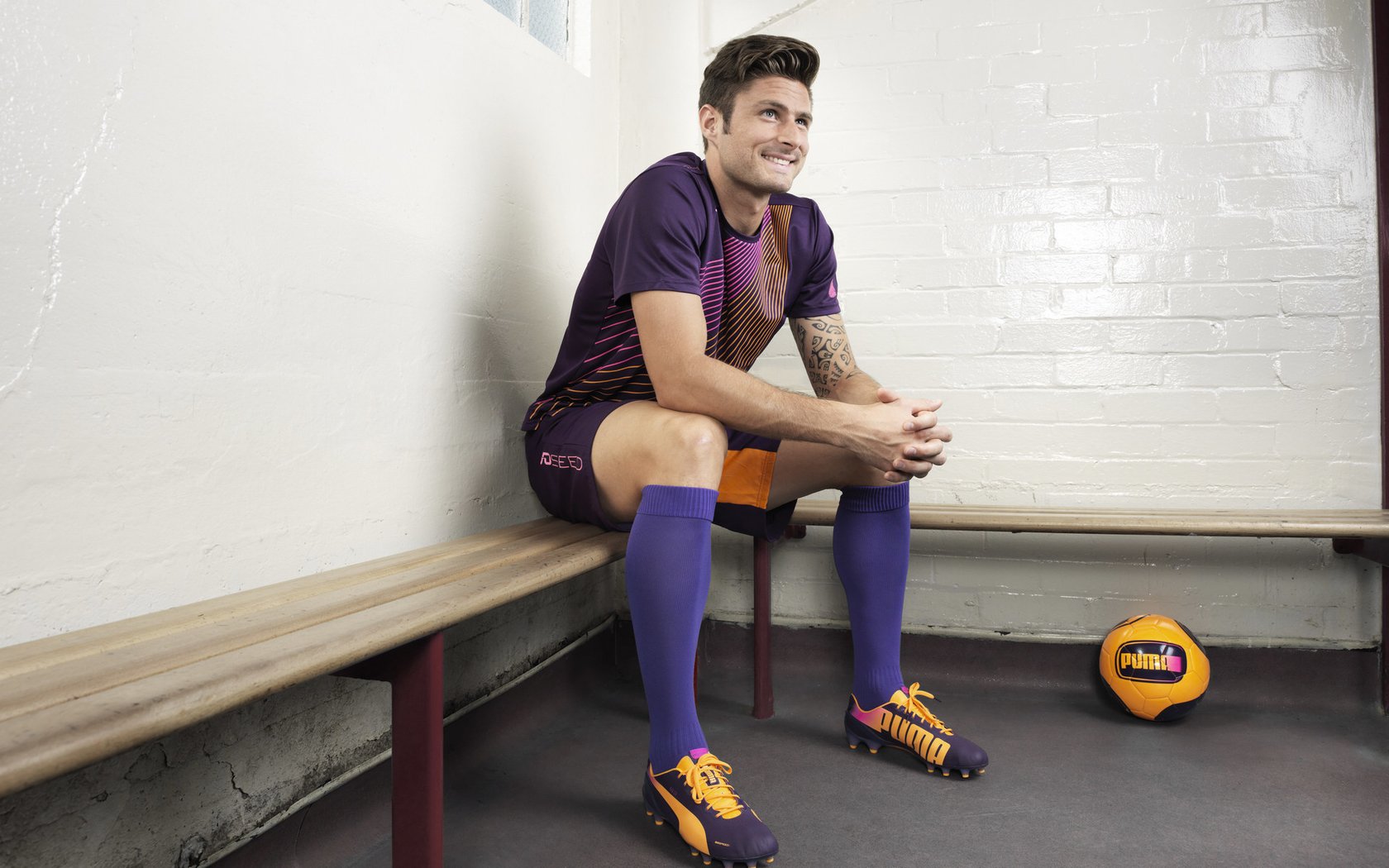 南非力斩洪都拉斯创佳绩，卢卡库闪耀赛场显锋芒