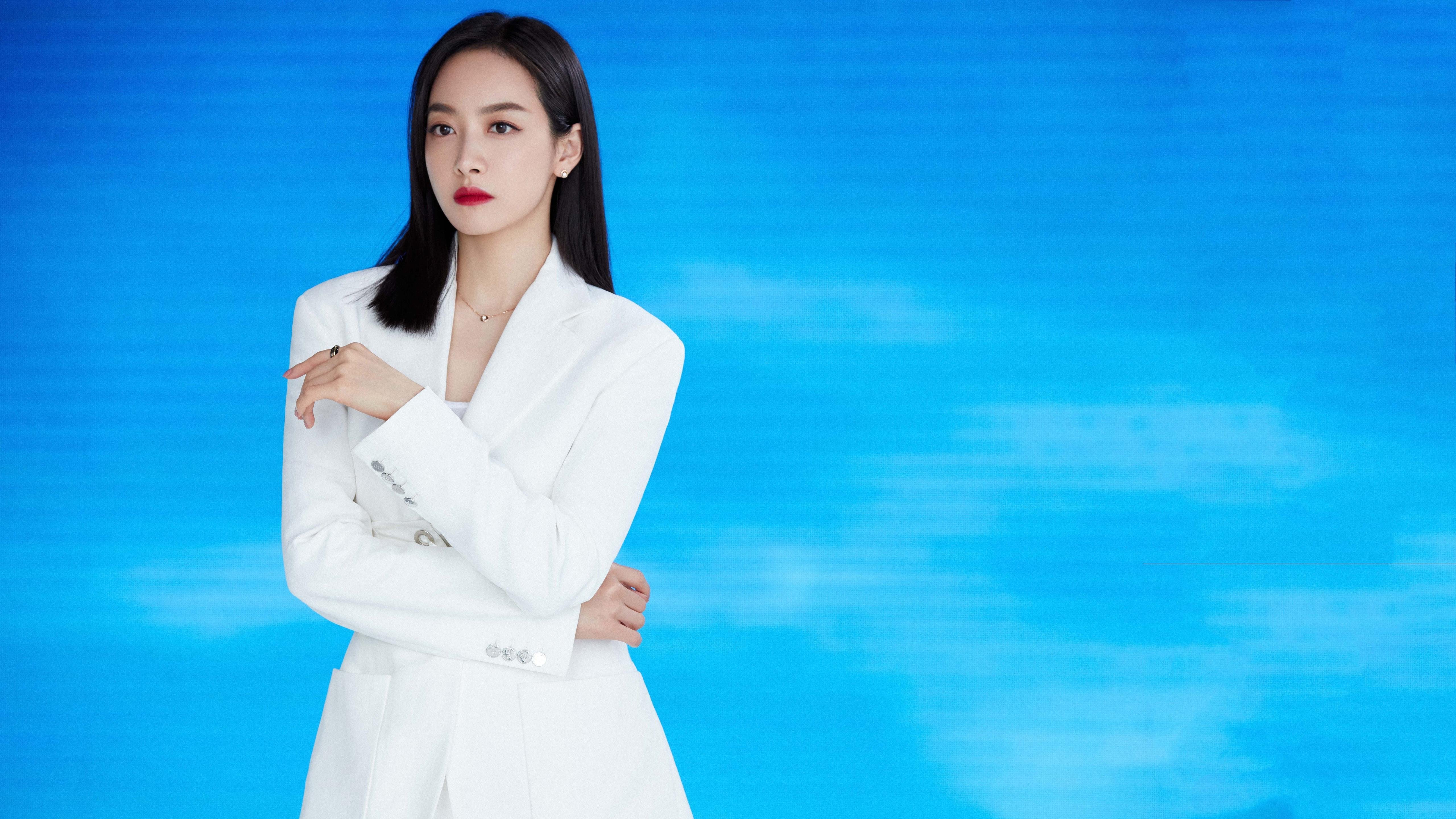 开云体育在线-凯塞多梅开二度闪耀全场，巴萨行云流水速胜洪都拉斯